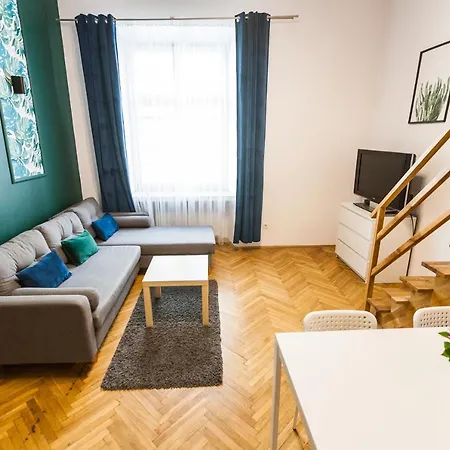 Vintage Szpitalna Apartment-3